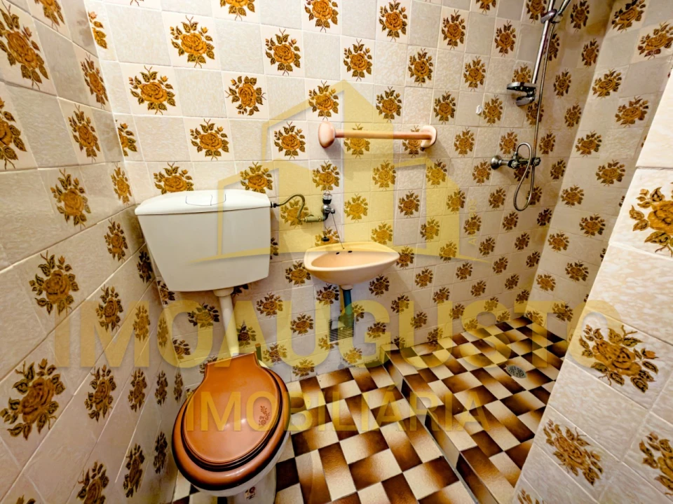 Moradia T4 para Venda em Alfaiates Foto 9