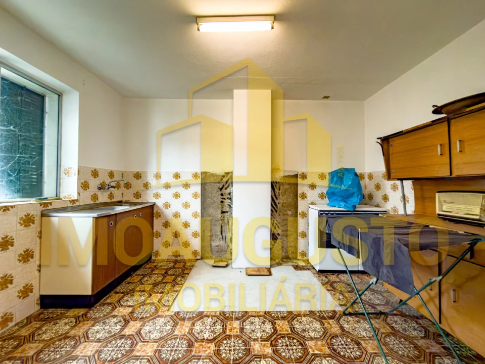 Moradia T4 para Venda em Alfaiates Foto 10