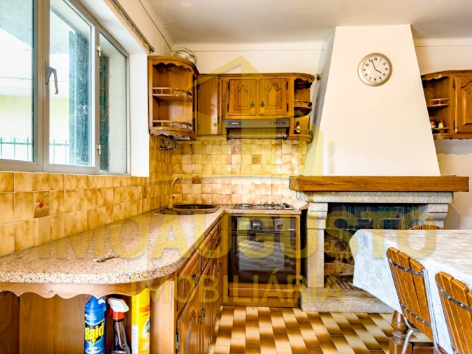 Moradia T4 para Venda em Alfaiates Foto 6