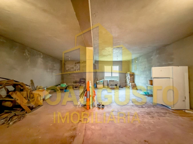 Moradia T4 para Venda em Alfaiates Foto 27