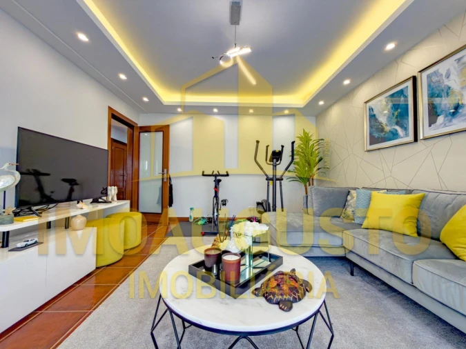 Moradia T4 para Venda em Guarda Foto 8