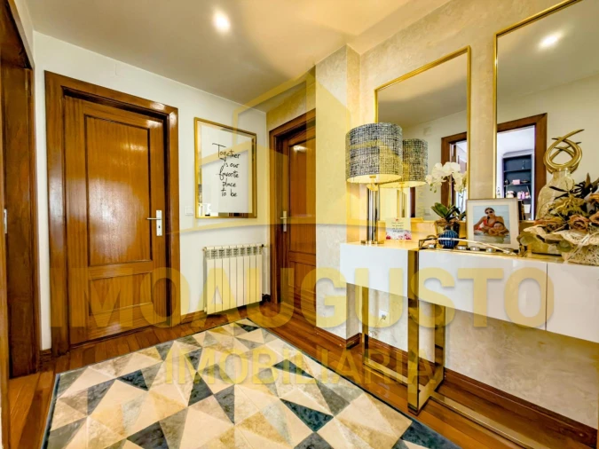 Moradia T4 para Venda em Guarda Foto 16