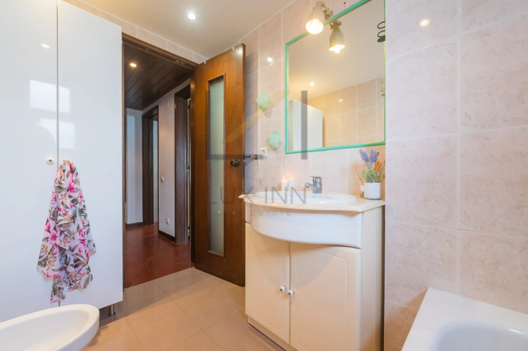 Apartamento T1 para Venda em Cascais e Estoril Foto 9