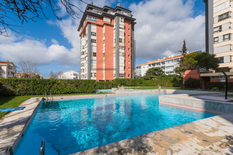 Apartamento T1 para Venda em Cascais e Estoril Foto 1