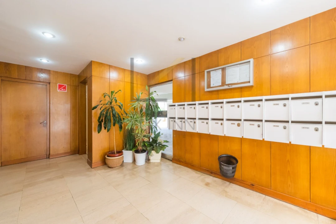 Apartamento T2 para Venda em Oeiras e São Julião da Barra, Paço de Arcos e Caxias Foto 6