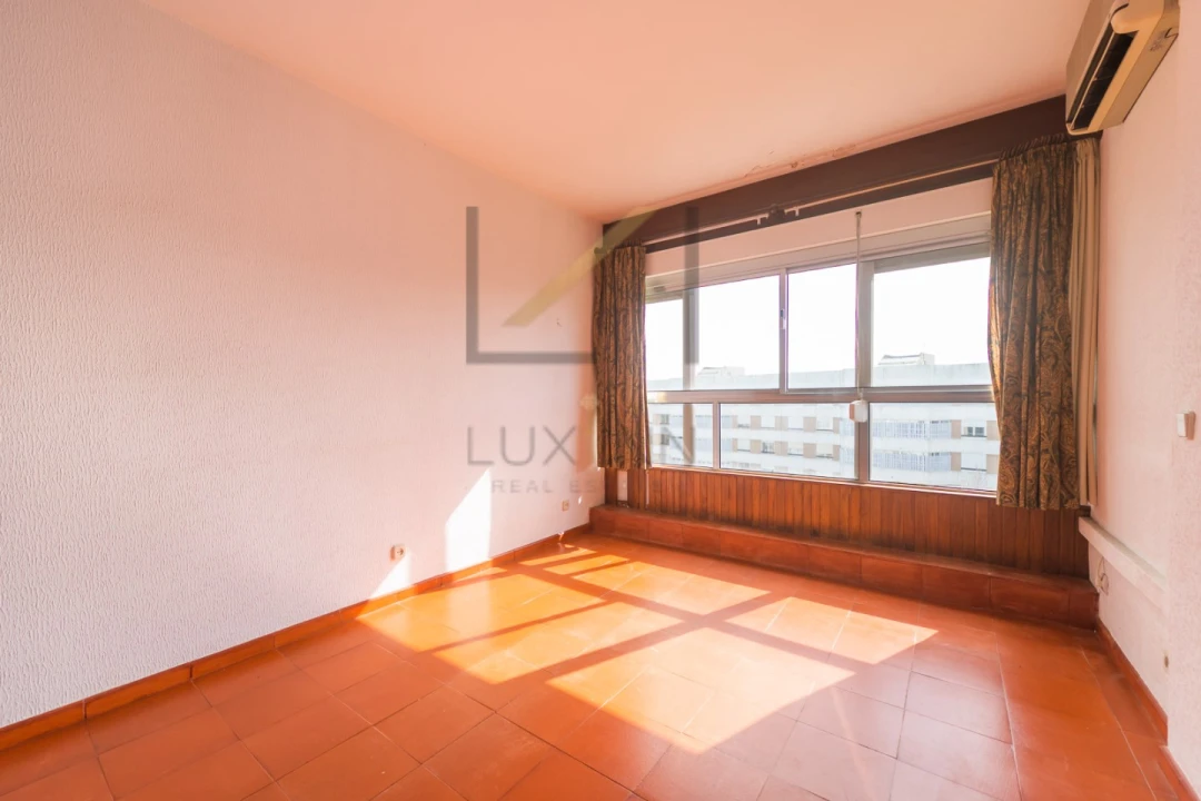 Apartamento T2 para Venda em Oeiras e São Julião da Barra, Paço de Arcos e Caxias Foto 15