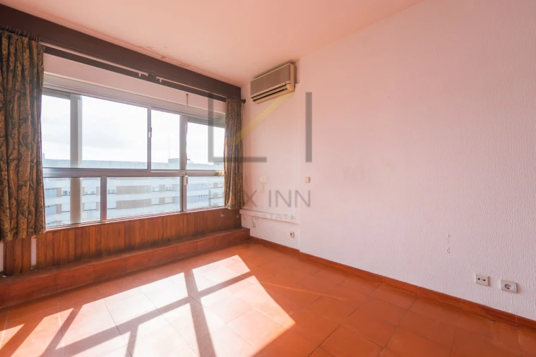 Apartamento T2 para Venda em Oeiras e São Julião da Barra, Paço de Arcos e Caxias Foto 16