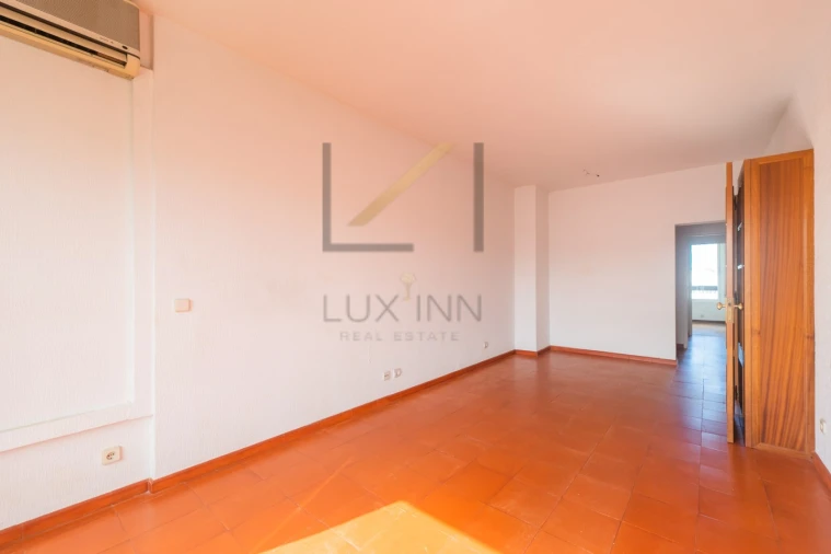 Apartamento T2 para Venda em Oeiras e São Julião da Barra, Paço de Arcos e Caxias Foto 17