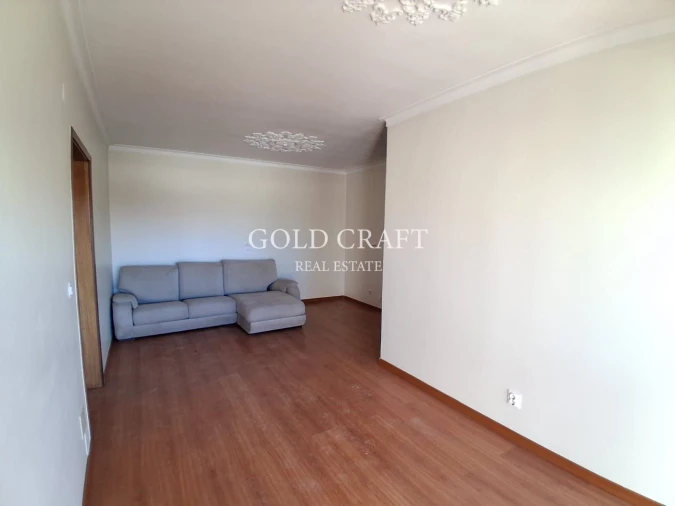 Apartamento T2 para Venda em Queluz e Belas Foto 6