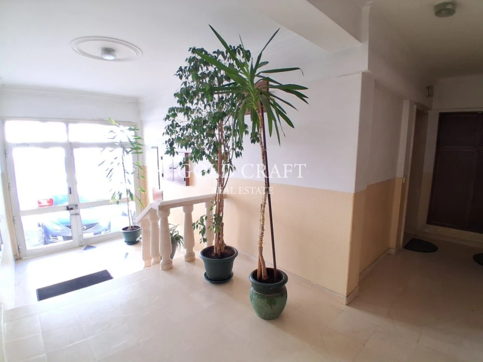 Apartamento T2 para Venda em Queluz e Belas Foto 20