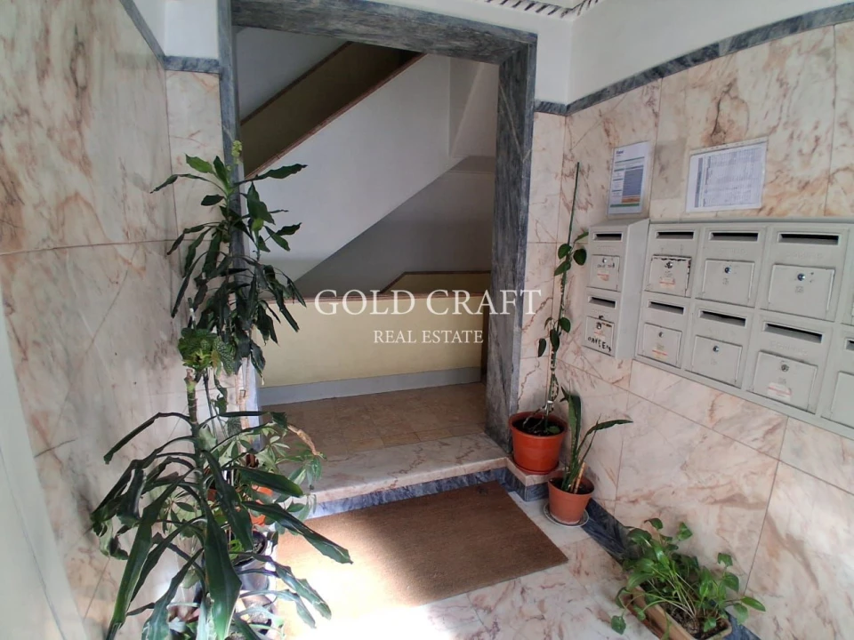 Apartamento T2 para Venda em Venteira Foto 24