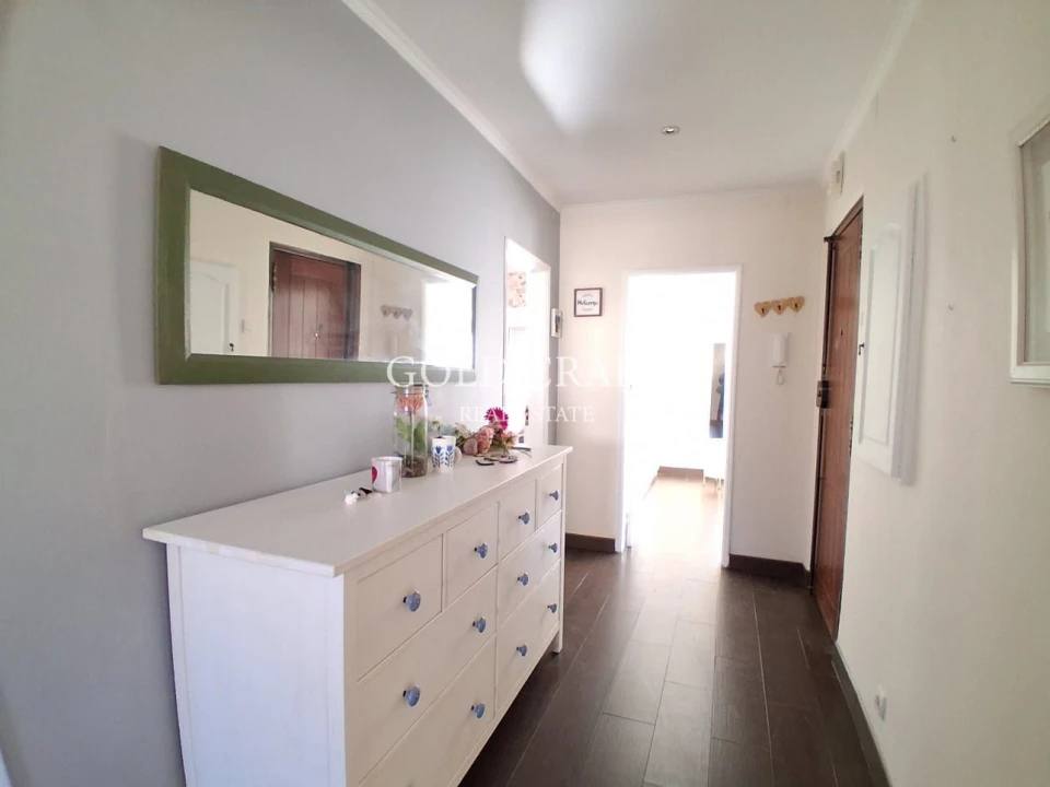 Apartamento T2 para Venda em Venteira Foto 2