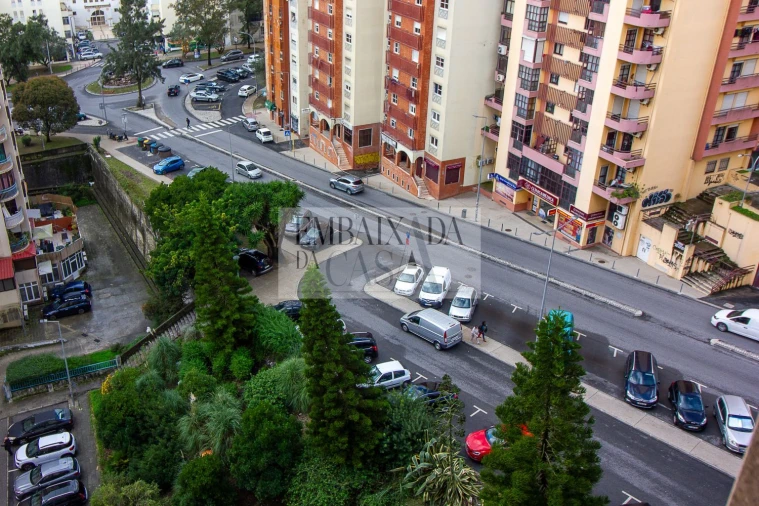 Apartamento T2 para Venda em Algueirão-Mem Martins Foto 25