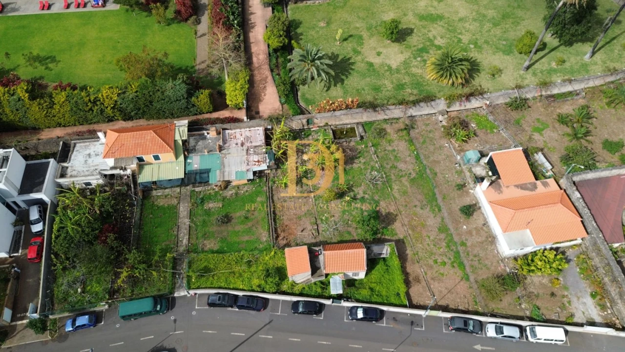 Terreno para Venda em Funchal (São Pedro) Foto 3