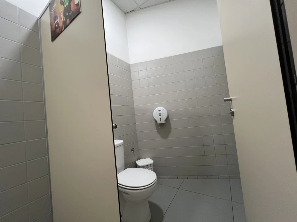 Loja para Trespasse em Recezinhos (São Mamede) Foto 16