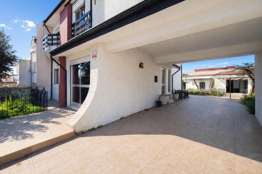 Moradia T4 para Venda em Santa Marinha e São Pedro da Afurada Foto 4