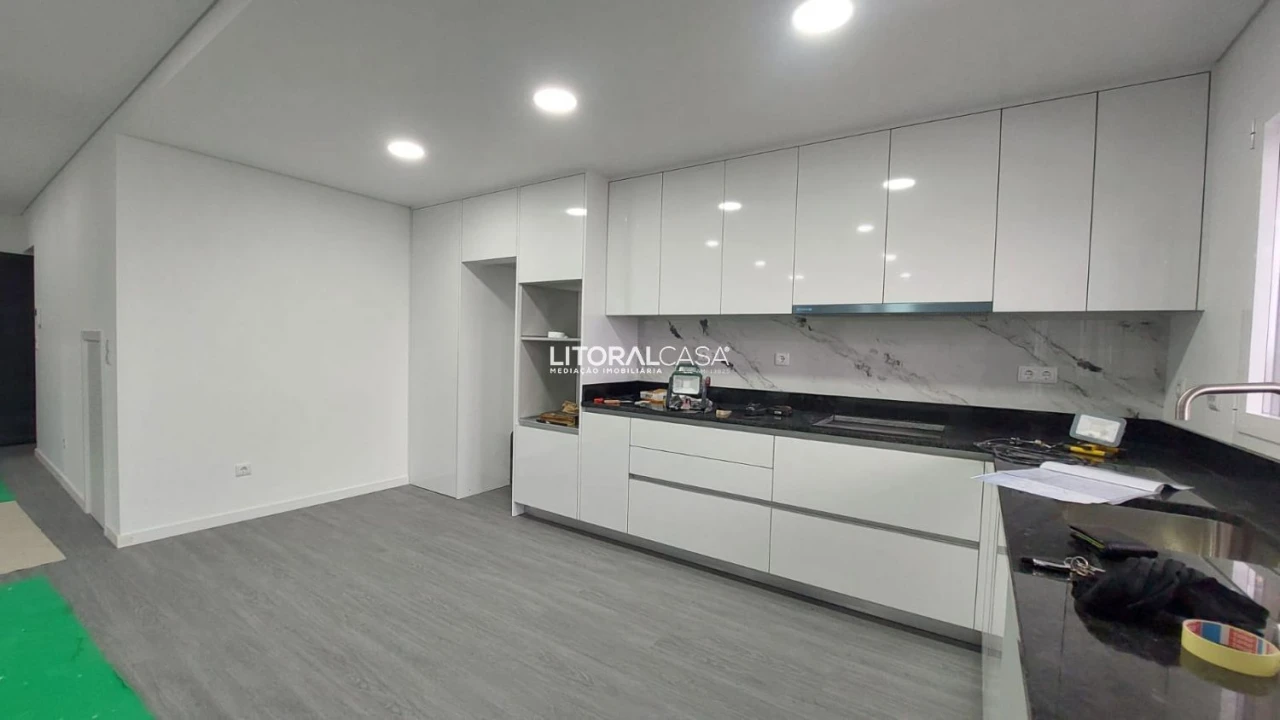 Apartamento T2 para Venda em Santa Joana Foto 18