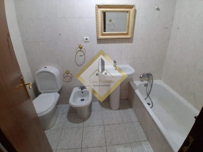 Apartamento T3 para Venda em Baguim do Monte (Rio Tinto) Foto 14