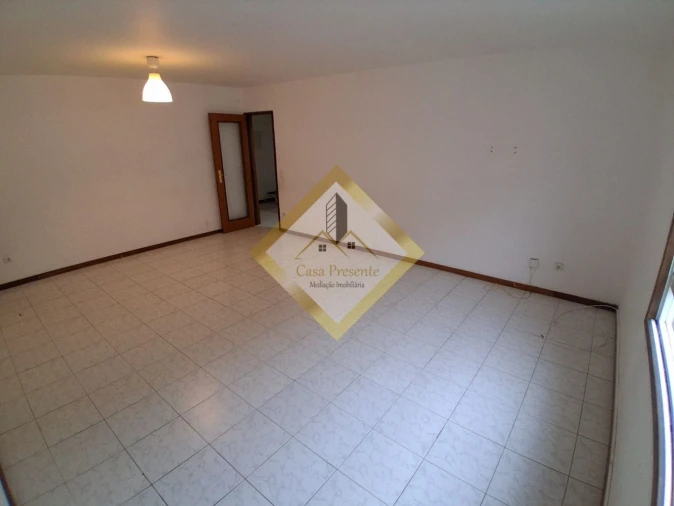 Apartamento T3 para Venda em Baguim do Monte (Rio Tinto) Foto 4