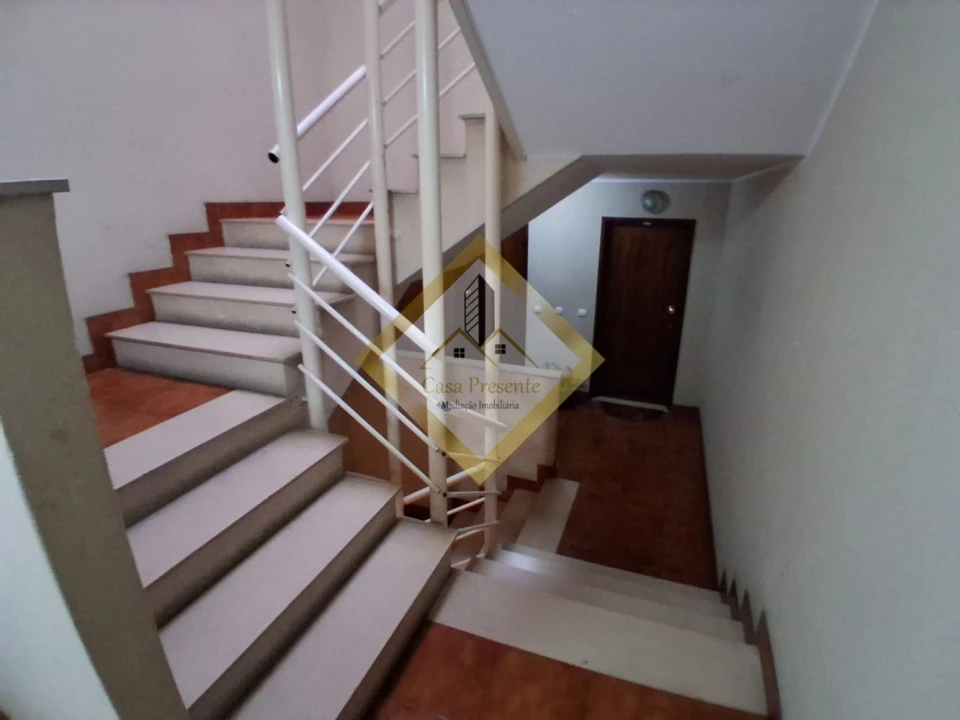 Apartamento T3 para Venda em Baguim do Monte (Rio Tinto) Foto 24