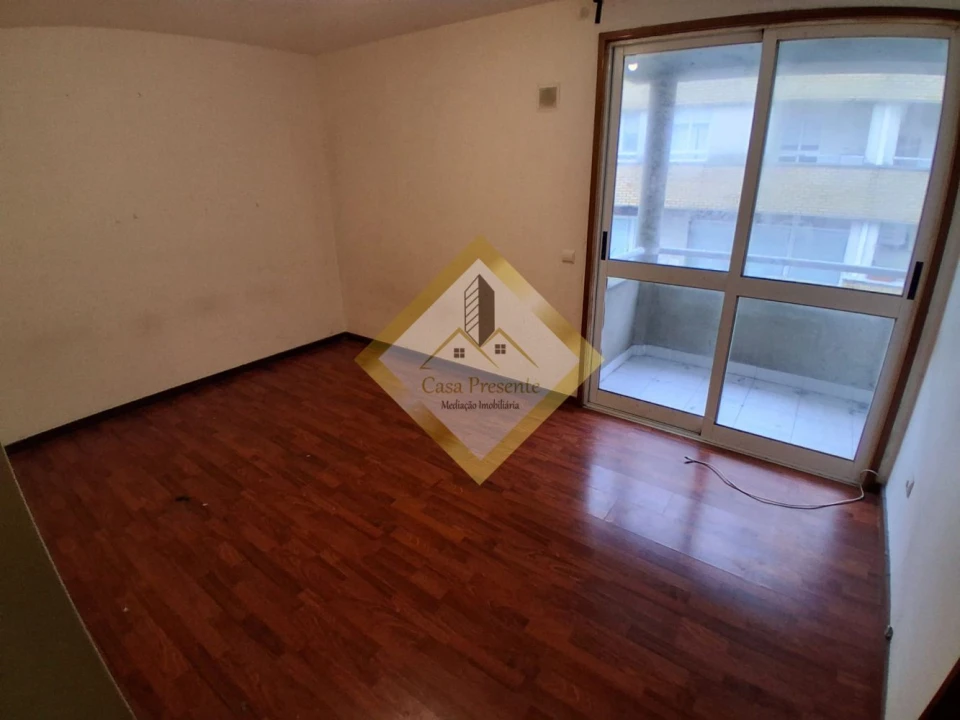 Apartamento T3 para Venda em Baguim do Monte (Rio Tinto) Foto 15