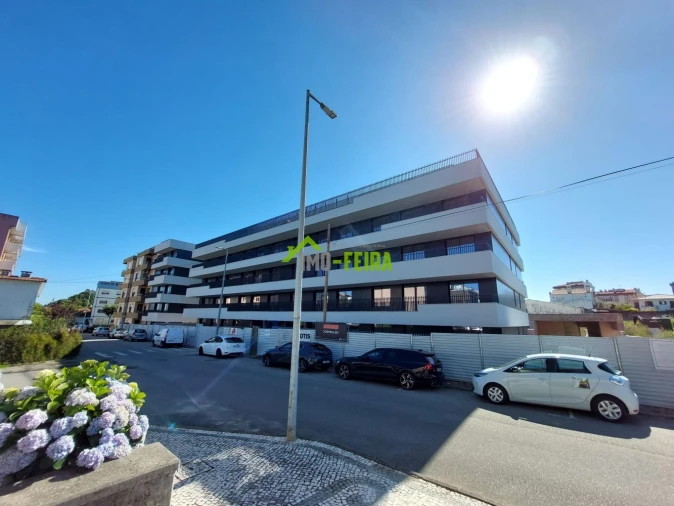 Apartamento T4 para Venda em Santa Maria da Feira, Travanca, Sanfins e Espargo Foto 6