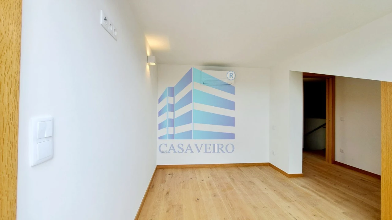 Apartamento T3 para Venda em Glória e Vera Cruz Foto 23