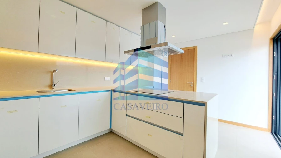 Apartamento T3 para Venda em Glória e Vera Cruz Foto 4