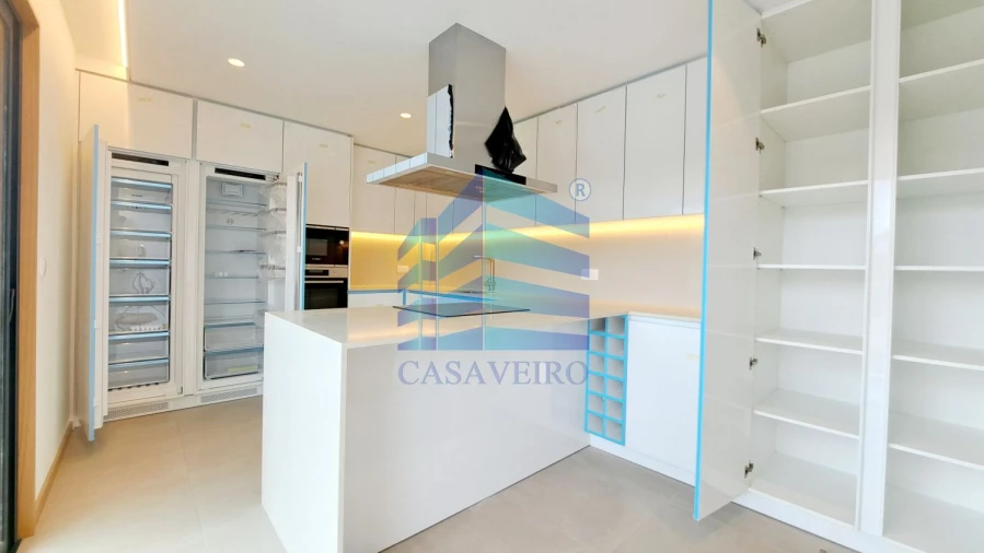 Apartamento T3 para Venda em Glória e Vera Cruz Foto 5