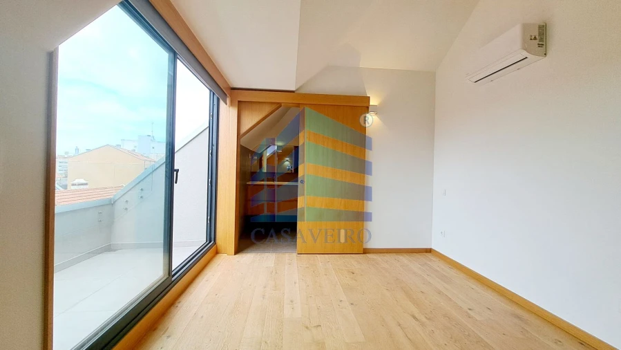 Apartamento T3 para Venda em Glória e Vera Cruz Foto 25