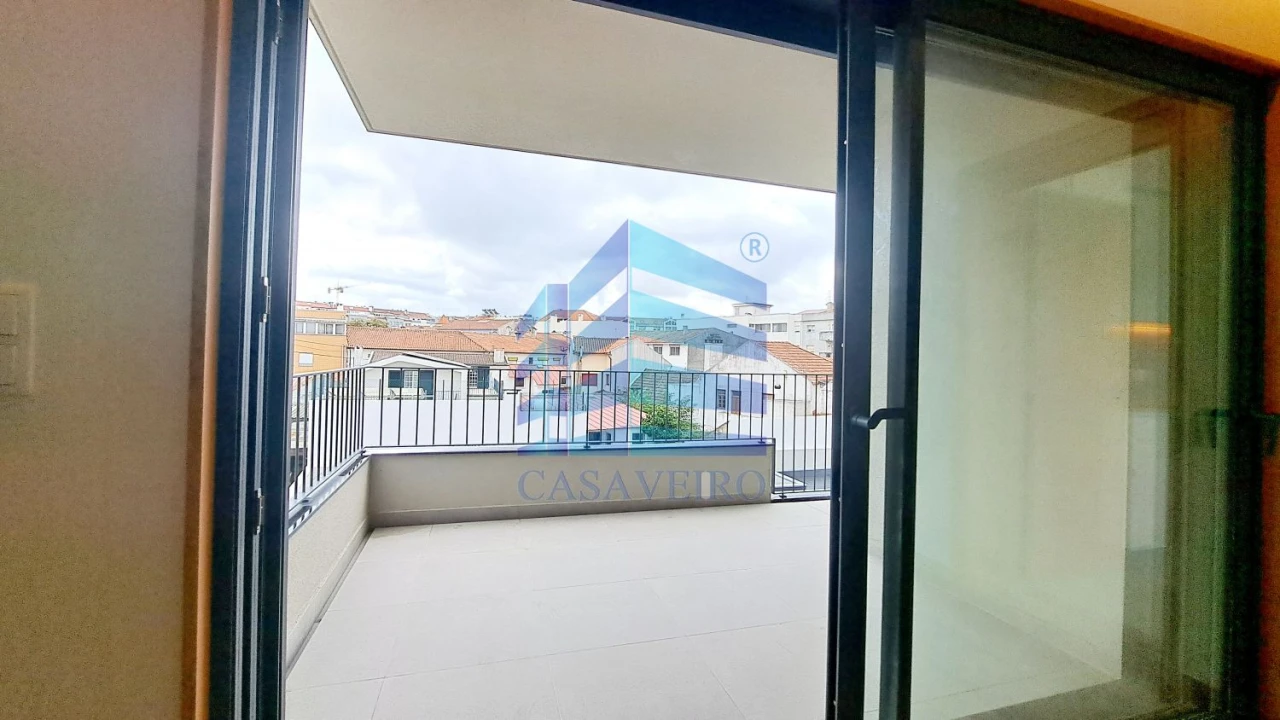 Apartamento T3 para Venda em Glória e Vera Cruz Foto 12