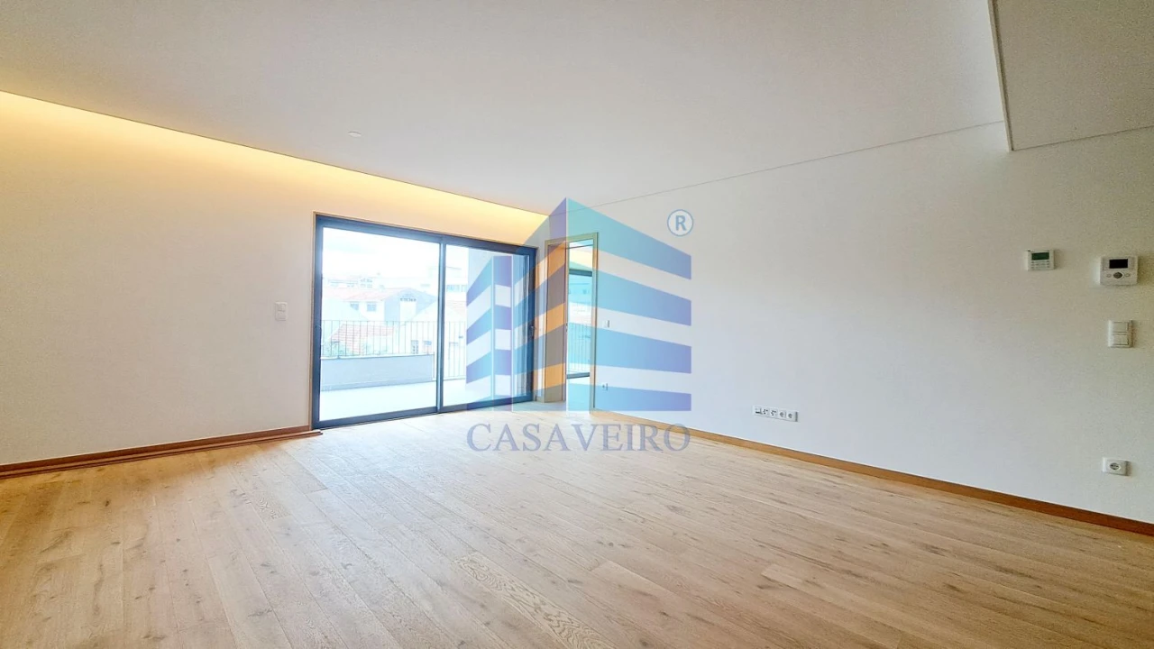 Apartamento T3 para Venda em Glória e Vera Cruz Foto 9