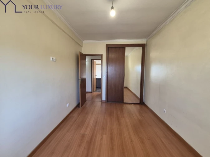 Apartamento T2 para Venda em Queluz e Belas Foto 21