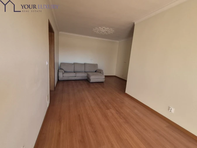 Apartamento T2 para Venda em Queluz e Belas Foto 6