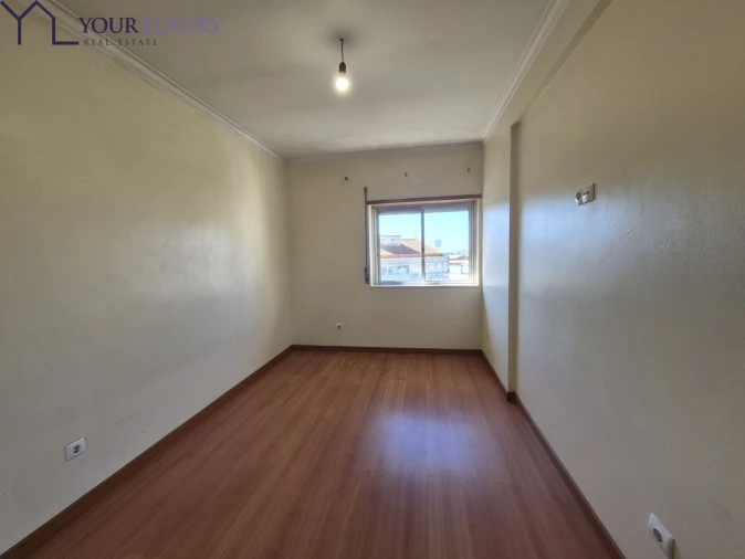 Apartamento T2 para Venda em Queluz e Belas Foto 20