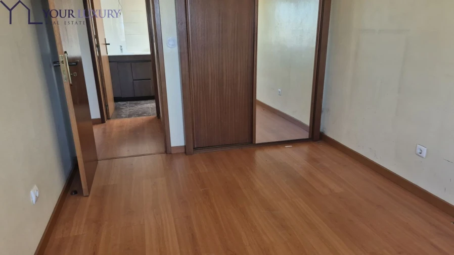 Apartamento T2 para Venda em Queluz e Belas Foto 22