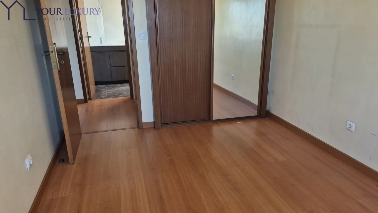 Apartamento T2 para Venda em Queluz e Belas Foto 22