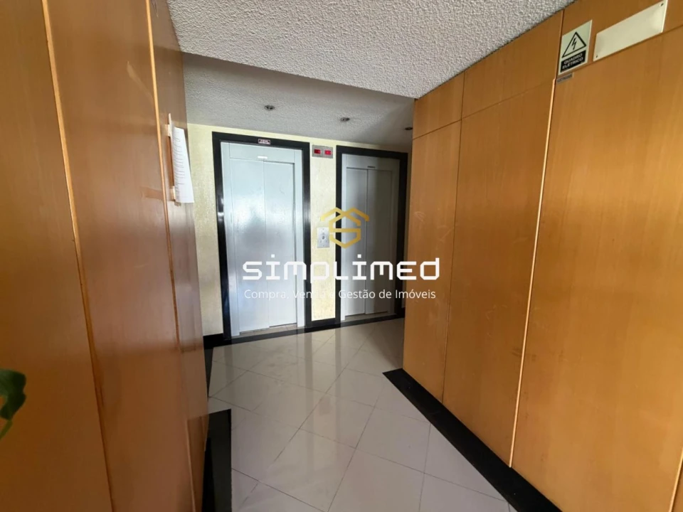 Apartamento T3 para Venda em Rio de Mouro Foto 28