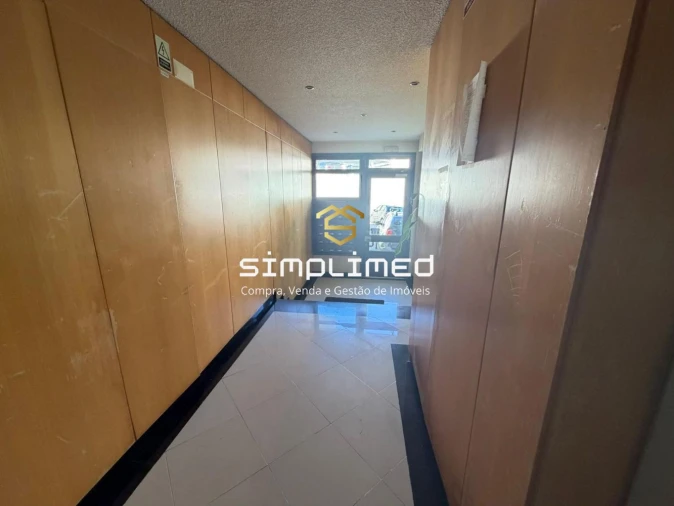 Apartamento T3 para Venda em Rio de Mouro Foto 30