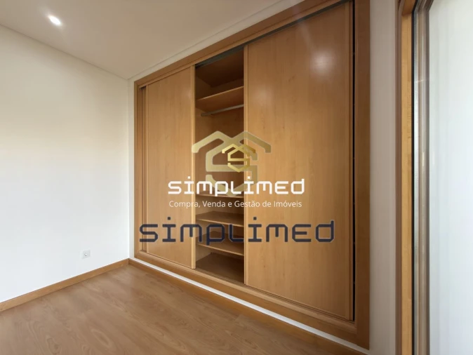 Apartamento T3 para Venda em Odivelas Foto 9