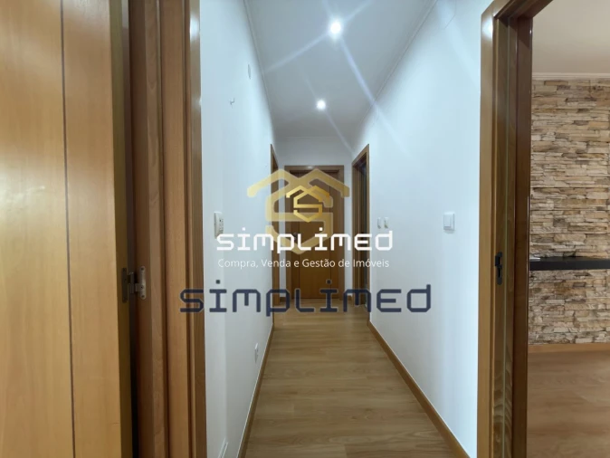 Apartamento T3 para Venda em Odivelas Foto 13