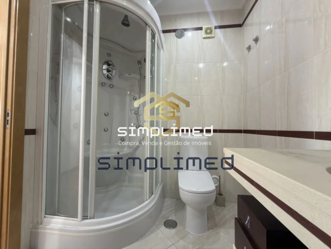 Apartamento T3 para Venda em Odivelas Foto 15