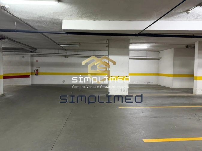 Apartamento T3 para Venda em Odivelas Foto 37