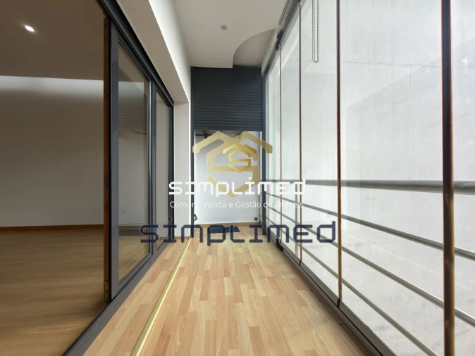 Apartamento T3 para Venda em Odivelas Foto 23