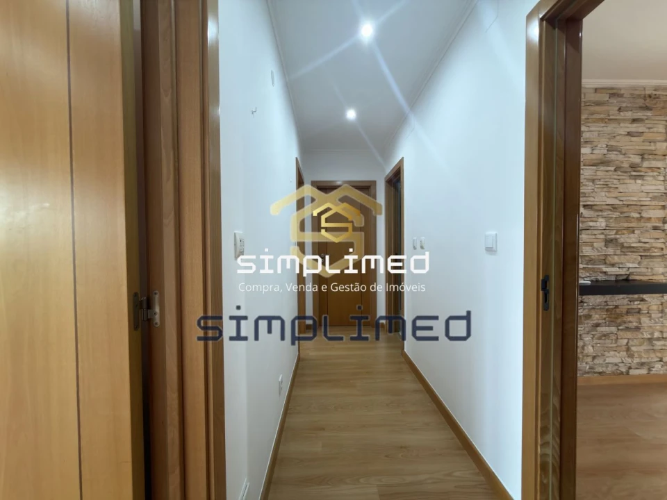Apartamento T3 para Venda em Odivelas Foto 13