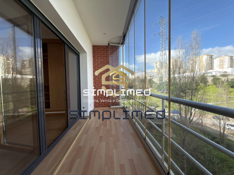 Apartamento T3 para Venda em Odivelas Foto 7