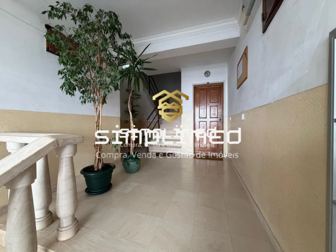 Apartamento T2 para Venda em Queluz e Belas Foto 20