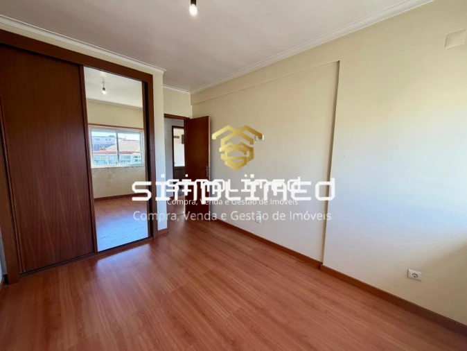 Apartamento T2 para Venda em Queluz e Belas Foto 15