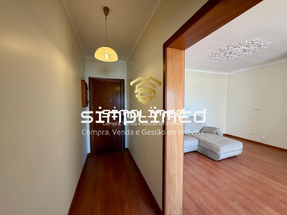 Apartamento T2 para Venda em Queluz e Belas Foto 6