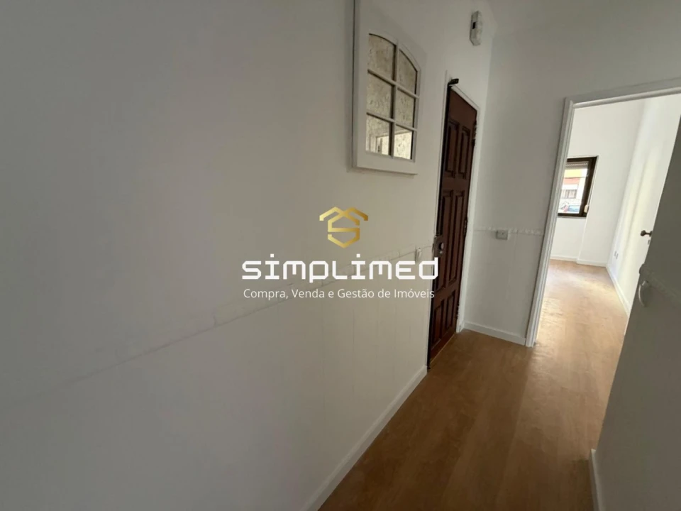 Apartamento T2 para Venda em Barreiro e Lavradio Foto 14